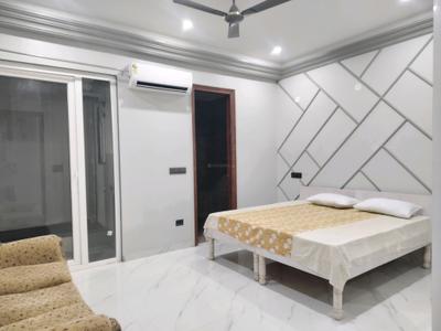 Bedroom Image of 1600 Sq.ft 3 BHK Apartment / Flat for rent in Freedom Fighters Enclave New Delhi for Rs. 58000