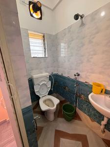 Bathroom Image of 1300 Sq.ft 3 BHK Apartment / Flat for sale in Santoshpur Kolkata for Rs. 10800000