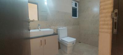 Image of 1950 Sq.ft 3 BHK Apartment / Flat for rent in Shriram Southern Crest, Kumaraswamy Layout, Bengaluru for Rs. 75000