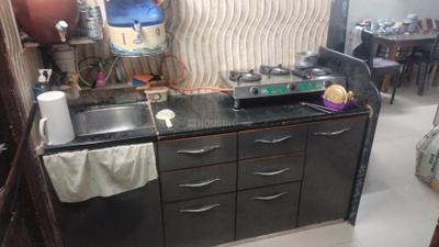 Kitchen Image of 575 Sq.ft 2 BHK Apartment / Flat for sale in Old Walled City Rajkot for Rs. 2650000
