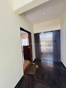 Image of 800 Sq.ft 1 BHK Apartment / Flat for rent in Ejipura, Bengaluru for Rs. 26000