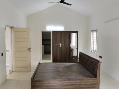 Bedroom Image of 8750 Sq.ft 5 BHK Villa for rent in Sanskruti Sentossa Greens, Vaishno Devi Circle Ahmedabad for Rs. 125000