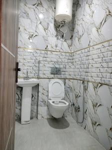Common Bathroom Image of 630 Sq.ft 2 BHK Apartment / Flat for sale in Palam New Delhi for Rs. 5000000