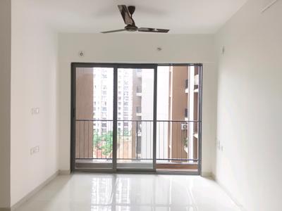 Living Room Image of 870 Sq.ft 2 BHK Apartment / Flat for sale in Runwal My City Phase II Cluster 5 Part III, Usarghar Thane for Rs. 5600000