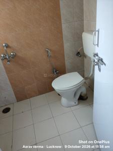 Image of 1850 Sq.ft 4 BHK Apartment / Flat for rent in Jankipuram Extension, Lucknow for Rs. 25500