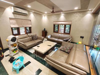 Hall Image of 3240 Sq.ft 4 BHK Independent House for sale in Vastrapur Ahmedabad for Rs. 105000000