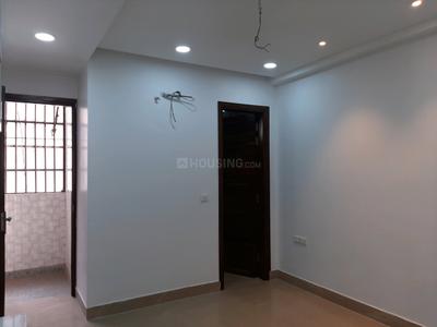 Bedroom Image of 1250 Sq.ft 3 BHK Builder Floor for sale in Shalimar Bagh New Delhi for Rs. 18500000