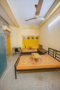 Bedroom Image of Comfort Living PG in Bhowanipore, Kolkata
