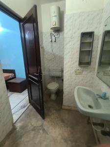 Image of 2000 Sq.ft 3 BHK Builder Floor for rent in Sector 41, Noida for Rs. 40000