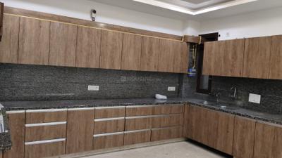 Kitchen Image of 1800 Sq.ft 3 BHK Builder Floor for rent in Paschim Vihar New Delhi for Rs. 65000