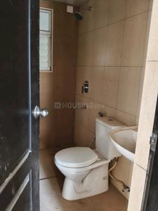 Bathroom Image of 850 Sq.ft 3 BHK Apartment / Flat for rent in Shriram WYT Field, Bommenahalli Bengaluru for Rs. 30000