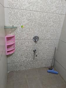 Bathroom Image of 850 Sq.ft 2 BHK Apartment / Flat for sale in Elanza Aditya Elanza, Bhayli Vadodara for Rs. 5000000