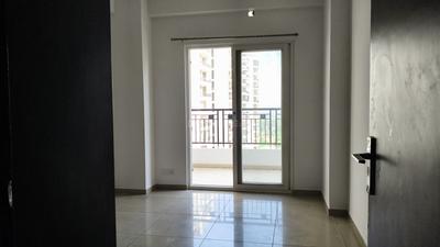 Bedroom Image of 1340 Sq.ft 3 BHK Apartment / Flat for sale in Gulshan Ikebana, Sector 143 Noida for Rs. 17000000