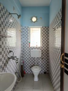 Bathroom Image of 1400 Sq.ft 3 BHK Builder Floor for sale in Bansdroni Kolkata for Rs. 6200000