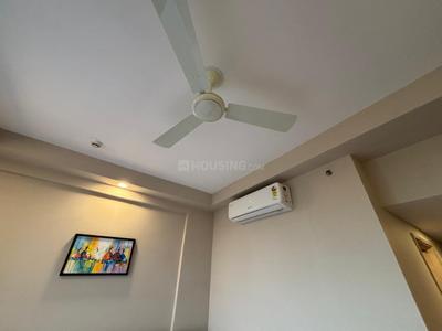 Bedroom Image of 550 Sq.ft 1 BHK Apartment / Flat for rent in Omaxe India Trade Centre, Alpha II Greater Noida for Rs. 20000