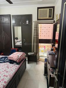 Bedroom Image of 1400 Sq.ft 2 BHK Independent House for rent in Green Apartments, Rajouri Garden New Delhi for Rs. 40000