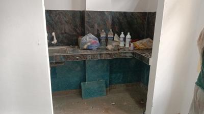 Kitchen Image of 322 Sq.ft 1 BHK Apartment / Flat for rent in Line Par Moradabad for Rs. 8000