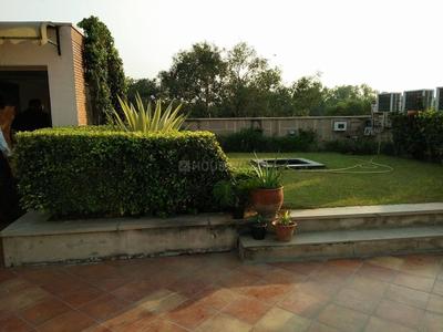 Balcony Image of 2600 Sq.ft 4 BHK Builder Floor for sale in Safdarjung Enclave New Delhi for Rs. 100000000