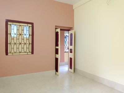 Bedroom Image of 630 Sq.ft 2 BHK Builder Floor for rent in Purba Barisha Kolkata for Rs. 10000