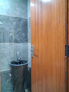 Bedroom One Image of 1600 Sq.ft 3 BHK Apartment / Flat for sale in Sector 104 Noida for Rs. 6950000