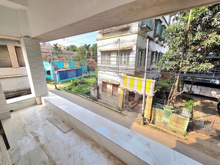 Near Konnagar Gt road Main Image 1