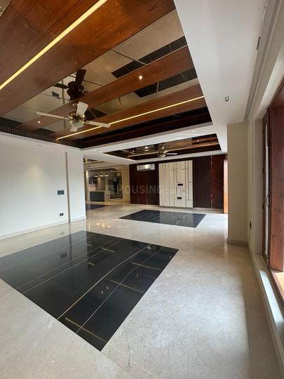 Sector 25, DLF Phase 2 Kitchen 1