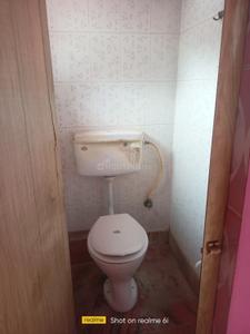 Bathroom Image of 850 Sq.ft 2 BHK Apartment / Flat for rent in Paschim Putiary Kolkata for Rs. 9000