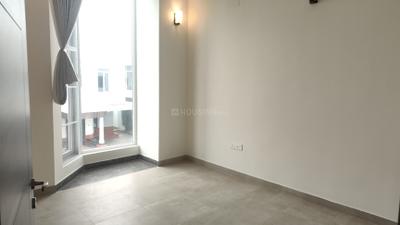 Bedroom Image of 4500 Sq.ft 4 BHK Independent House for rent in Injambakkam Chennai for Rs. 225000