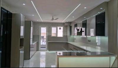 Kitchen Image of 3150 Sq.ft 3 BHK Builder Floor for rent in BPTP Eden Estate, Sector 81 Faridabad for Rs. 50000