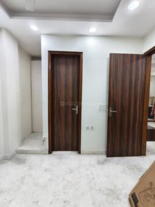 Bedroom Image of 650 Sq.ft 2 BHK Builder Floor for rent in Sector 7 Rohini New Delhi for Rs. 24000