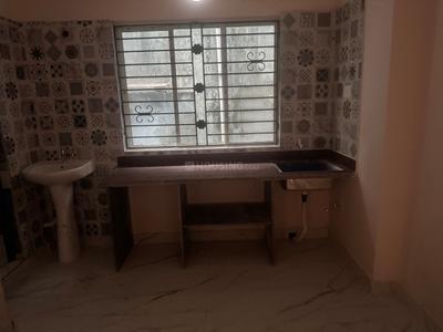 Kitchen Image of 800 Sq.ft 2 BHK Apartment / Flat for rent in Puja Apartment, Dum Dum Kolkata for Rs. 12000