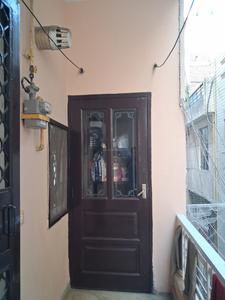 Kitchen Image of 900 Sq.ft 2 BHK Builder Floor for sale in Ramesh Nagar New Delhi for Rs. 8500000