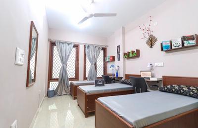 Bedroom Image of SKY HOTEL & PG-DUMDUM METRO in Airport Gate no. 1, Kolkata