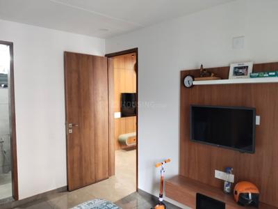 Bedroom Image of 1255 Sq.ft 3.5 BHK Apartment / Flat for rent in Malabar Exotica, Tragad Ahmedabad for Rs. 43000