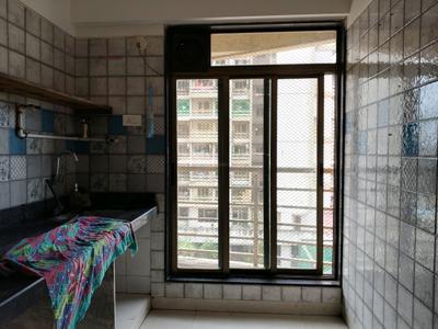 Kitchen Image of 650 Sq.ft 1 BHK Apartment / Flat for rent in Paradise Sai Riverdale, Taloja Navi Mumbai for Rs. 15000