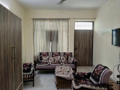 Living Room Image of 1200 Sq.ft 2 BHK Builder Floor for rent in Sector 46 Gurgaon for Rs. 50000