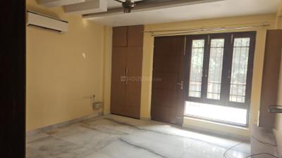 Bedroom Image of 4500 Sq.ft 3.5 BHK Builder Floor for rent in Sector 36 Noida for Rs. 90000