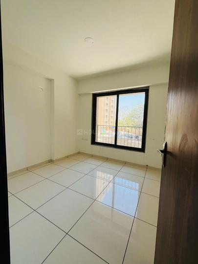 Rajshree Elanza Main Image 1