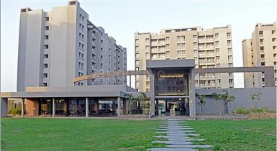 Image of 1420 Sq.ft 2 BHK Apartment / Flat for rent in JP Iscon Habitat, Gotri, Vadodara for Rs. 25000