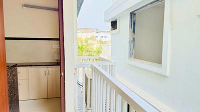 Balcony Image of 940 Sq.ft 2 BHK Apartment / Flat for rent in Palasia Indore for Rs. 30000