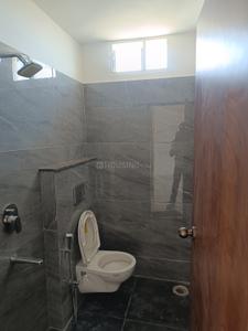 Bathroom Image of 650 Sq.ft 1 BHK Apartment / Flat for rent in Bhawrasla Indore for Rs. 12000