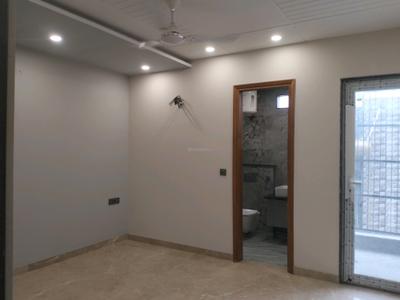 Bedroom Image of 2000 Sq.ft 3 BHK Builder Floor for sale in Mansarover Garden New Delhi for Rs. 35000000