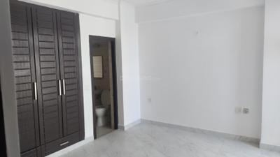 Bedroom Image of 1000 Sq.ft 2.5 BHK Apartment / Flat for sale in Amrapali Zodiac, Sector 120 Noida for Rs. 9600000
