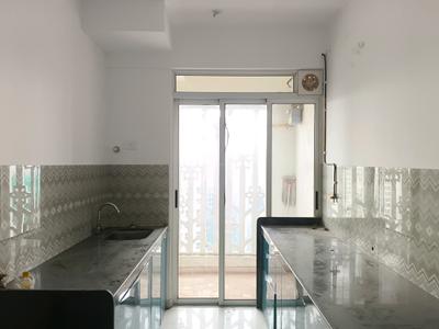 Kitchen Image of 700 Sq.ft 2 BHK Apartment / Flat for rent in Lodha Palava Premier, Dombivli East Thane for Rs. 15000