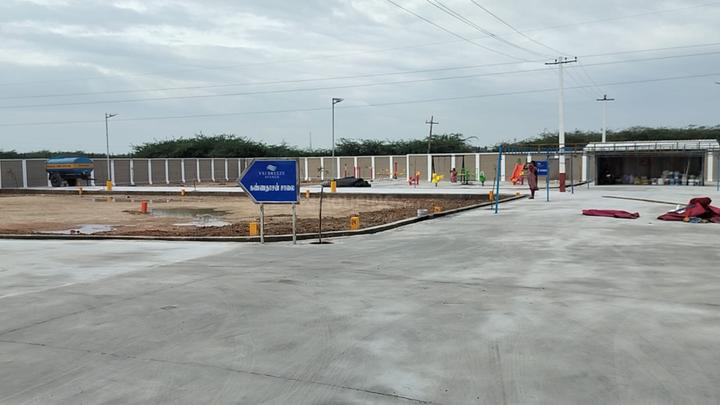 Breeze Avenue Main Image 1