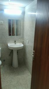 Bathroom Image of 1349 Sq.ft 3 BHK Apartment / Flat for sale in Amrapali Heartbeat City IV, Sector 107 Noida for Rs. 14600000