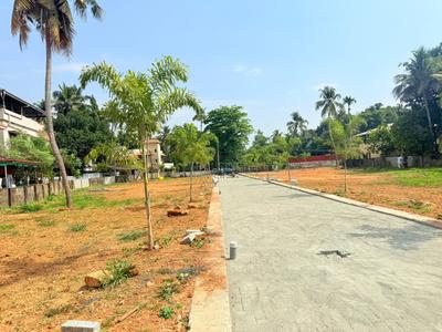 Image of 400 Sq.ft Residential Plot / Land for sale in Maradu, Kochi for Rs. 14001000