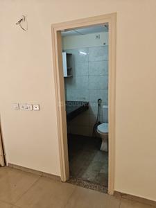 Bathroom Image of 1600 Sq.ft 3 BHK Builder Floor for rent in Omaxe Shubhangan, Kherka Musalman Bahadurgarh for Rs. 16000