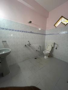 Bathroom Image of 4000 Sq.ft 5 BHK Independent House for rent in Jubilee Hills Hyderabad for Rs. 150000