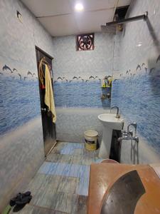 Bathroom Image of 890 Sq.ft 2 BHK Builder Floor for sale in Darshan Purwa Kanpur for Rs. 5500000